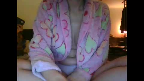 EJ Melody online show from March 24, 8:15 pm