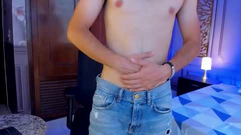 Alfer online show from March 5, 8:07 pm