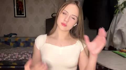 Alice online show from February 26, 2:53 pm