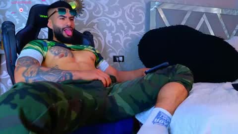 jeanpoolsex online show from June 5, 1:38 pm