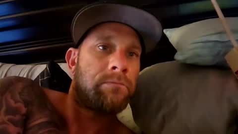 Doingitright online show from April 25, 8:38 am