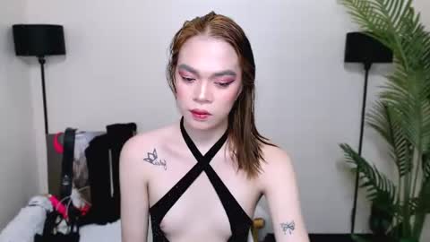 jelaimendoza13 online show from November 18, 12:13 am