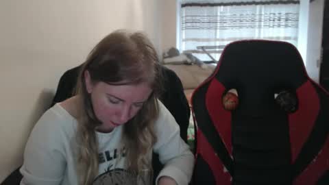 JenisAndPeter online show from October 8, 6:19 am