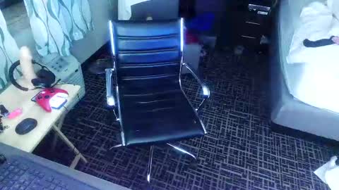 Jenna Cross online show from February 9, 6:33 am