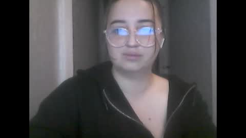 Snapshot of jennaldirl chatting on October 17, 8:46 pm JennalDirl online show from October 17, 8:46 pm