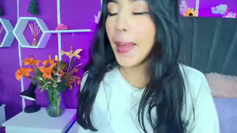 Jenner online show from December 14, 10:02 am