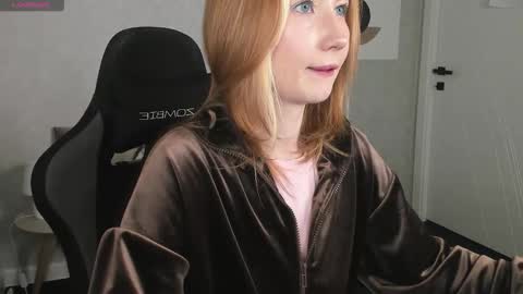 Jennie online show from December 15, 1:23 am