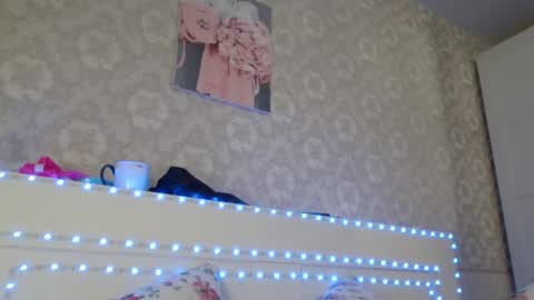 Jennifer online show from January 30, 1:31 pm