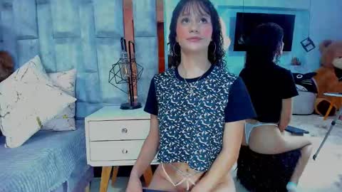 Jenny noa online show from February 26, 8:36 pm