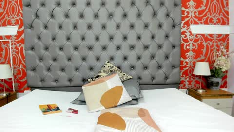 jenny_towers online show from April 10, 6:30 am