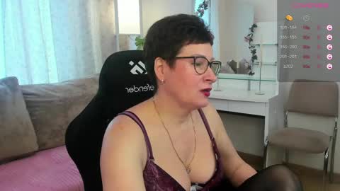 Jenny online show from May 13, 9:08 am
