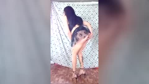 jennytravestisexy online show from July 18, 9:06 pm