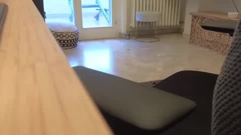 Machine  Sperme  online show from March 1, 3:27 pm