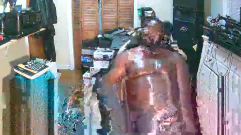 Snapshot of jerry0827 chatting on October 5, 12:19 am jerry johnson online show from October 5, 12:19 am