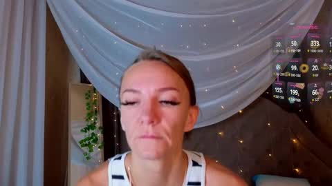Snapshot of jesica_moon_peachy chatting on September 10, 1:28 am jesica_moon_peachy online show from September 10, 1:28 am