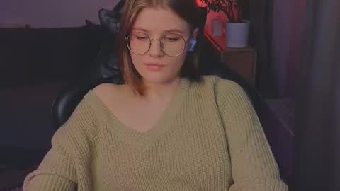  JessieVibes online show from February 25, 4:21 pm