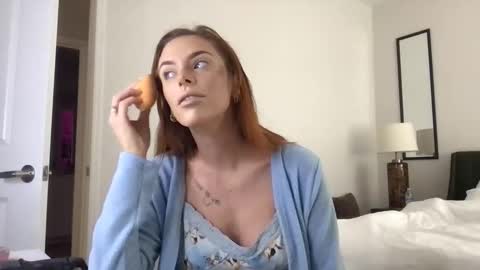 Jessica Aaren online show from April 8, 5:49 pm