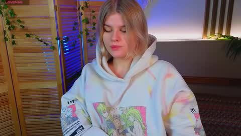 jessicaoconnor online show from December 5, 12:39 pm