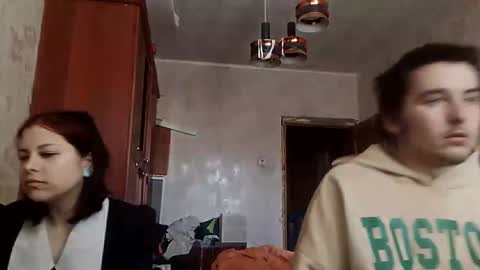 Jessica and Jared online show from March 29, 10:28 am