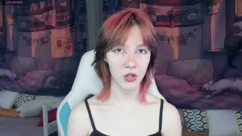 jessiefrost online show from December 22, 6:03 pm