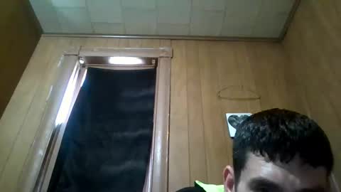 Wonderland online show from December 7, 5:15 pm