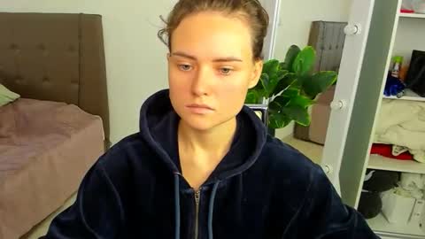 Polina online show from December 23, 9:59 am