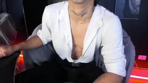 Snapshot of jett_savage chatting on September 29, 2:16 pm jett_savage online show from September 29, 2:16 pm