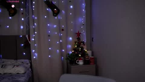 Daryl online show from December 22, 7:42 pm