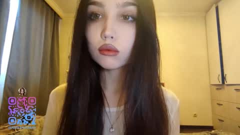 I am Gina ntmu Lets hit 10 Thumbs Up together online show from February 12, 7:34 am