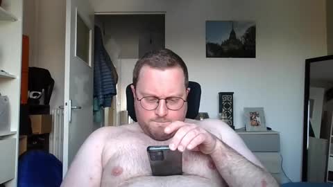 jeuneloup92 online show from March 3, 5:20 pm