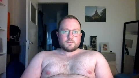 jeuneloup92 online show from January 15, 5:05 pm