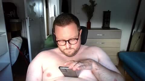 jeuneloup92 online show from September 11, 3:57 pm