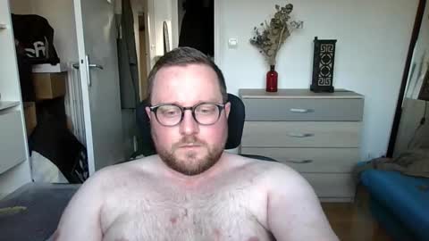 jeuneloup92 online show from March 2, 5:19 pm