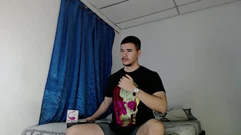 Juan David online show from March 8, 11:05 am