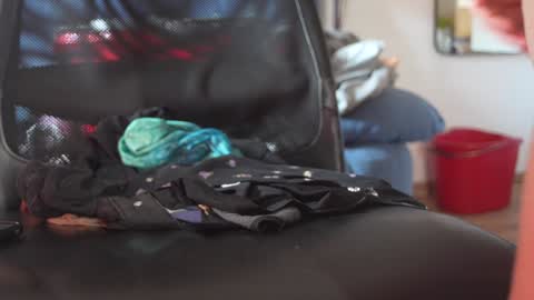 jfemk online show from January 29, 9:23 am