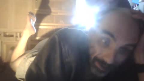 jglarsbel online show from April 21, 9:22 pm