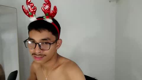 Johnny  online show from December 18, 3:40 pm