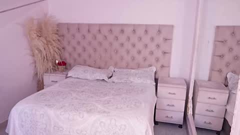 jhoanleandro online show from March 13, 4:16 am