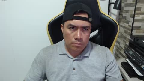 Snapshot of jhonatan_morales_s chatting on October 7, 11:45 pm jhonatan_morales_s online show from October 7, 11:45 pm