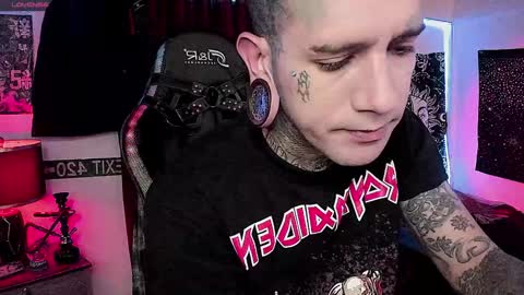 jhonny_ackerman online show from December 8, 2:25 am