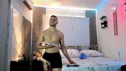 jhonny online show from March 16, 7:51 pm