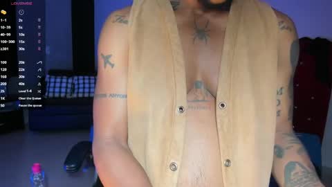 jhonymiller online show from May 14, 12:20 am