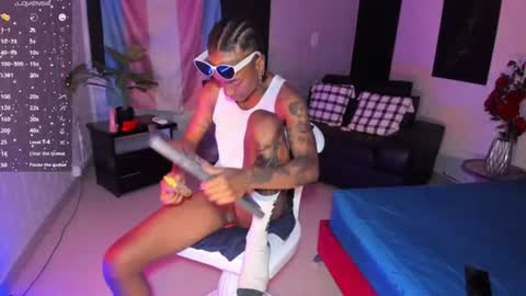 jhonymiller online show from July 4, 5:38 pm