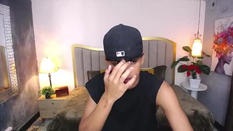 jhos online show from December 3, 1:34 pm