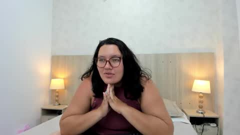 Jimena online show from December 17, 8:15 pm