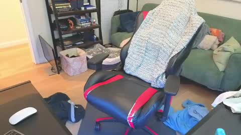 jimmygotya online show from April 12, 3:49 pm