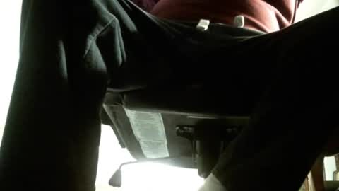 jimwellhung online show from December 15, 4:30 am