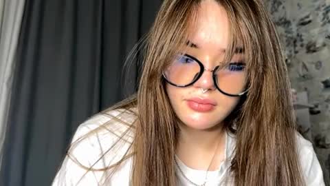Snapshot of jinny_garland chatting on October 4, 6:39 pm Jinny online show from October 4, 6:39 pm