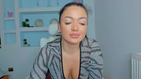 Juliee online show from October 23, 5:58 pm