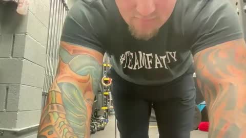 jitzgolfer online show from November 29, 3:58 am